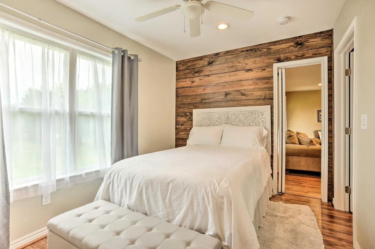 The Gathering Place Brenham Home On 6 Acres Экстерьер фото